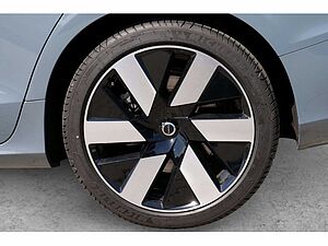 Volvo  Lim. T8 Ultimate Dark Recharge Plug-In Hybrid AWD