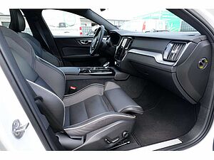 Volvo  Lim. T8 AWD Ultimate Dark Recharge Plug-In Hybrid