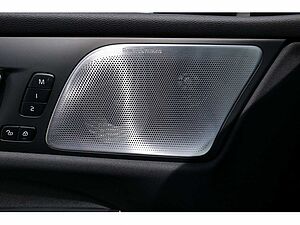Volvo  Lim. T8 AWD Ultimate Dark Recharge Plug-In Hybrid