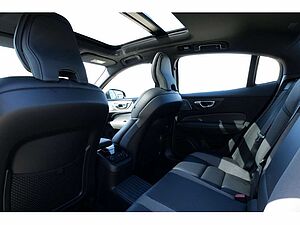 Volvo  Lim. T8 AWD Ultimate Dark Recharge Plug-In Hybrid