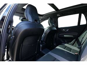 Volvo  T6 Plus Dark Long Range Plug-In Hybrid AWD