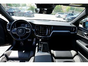 Volvo  T6 Plus Dark Long Range Plug-In Hybrid AWD