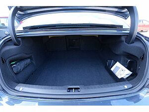 Volvo  Lim. T8 Ultimate Dark Recharge Plug-In Hybrid AWD