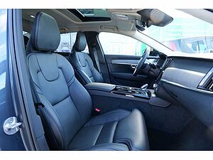 Volvo  Lim. T8 Ultimate Dark Recharge Plug-In Hybrid AWD