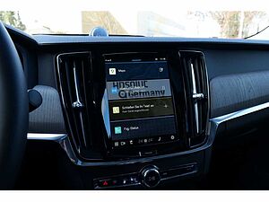 Volvo  Lim. T8 Ultimate Dark Recharge Plug-In Hybrid AWD