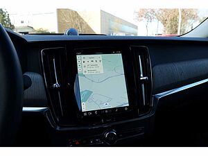 Volvo  Lim. T8 Ultimate Dark Recharge Plug-In Hybrid AWD