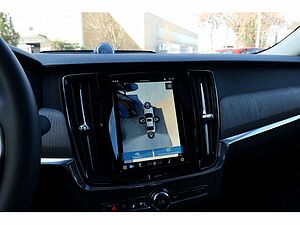 Volvo  Lim. T8 Ultimate Dark Recharge Plug-In Hybrid AWD