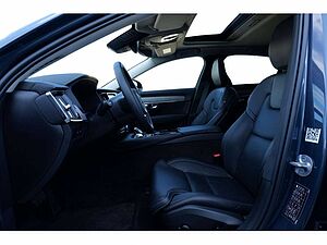 Volvo  Lim. T8 Ultimate Dark Recharge Plug-In Hybrid AWD