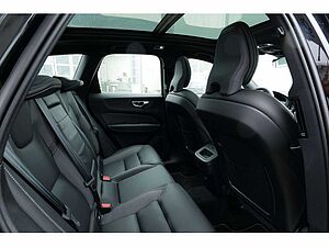Volvo  B4 R Design AWD Xenium-P.