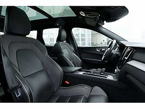 Volvo  B4 R Design AWD Xenium-P.