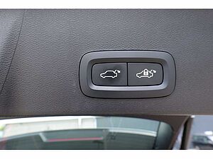 Volvo  T4 Inscription Expression Recharge Plug-In Hybrid