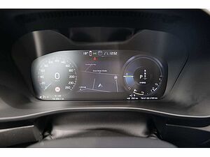 Volvo  T4 Inscription Expression Recharge Plug-In Hybrid