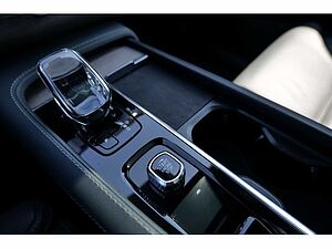 Volvo  T8 Plus Bright Recharge Plug-In Luftfahrw. AWD