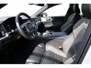 Volvo  Lim. T8 Ultimate Dark Recharge Plug-In Hybrid AWD