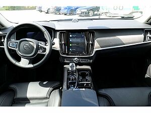 Volvo  Lim. T8 Ultimate Dark Recharge Plug-In Hybrid AWD