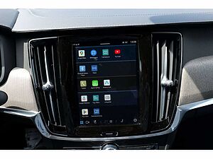 Volvo  Lim. T8 Ultimate Dark Recharge Plug-In Hybrid AWD