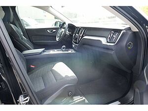 Volvo  T6 Core Recharge Plug-In Hybrid AWD PANO