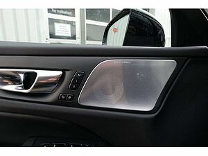 Volvo  Kombi T6 Ultra Dark Recharge Plug-In Hybrid AWD