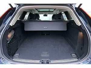 Volvo  T8 Ultra Dark Recharge Plug-In Hybrid AWD