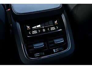 Volvo  T8 Plus Dark Recharge Plug-In Hybrid AWD