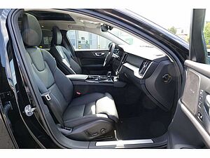 Volvo  Kombi T8 Plus Dark Recharge Plug-In Hybrid AWD