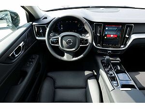 Volvo  Kombi T8 Plus Dark Recharge Plug-In Hybrid AWD