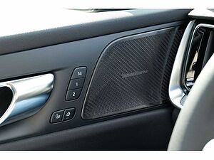 Volvo  Kombi T8 Plus Dark Recharge Plug-In Hybrid AWD
