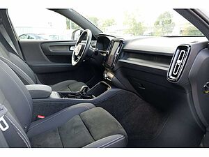 Volvo  Ultimate Recharge Twin Motor Pure Electric AWD