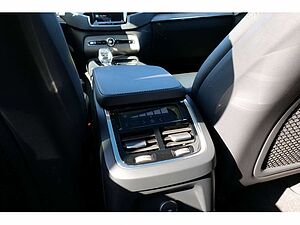 Volvo  T8 Ultimate Bright Recharge Plug-In Hybrid AWD