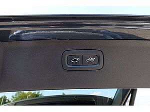 Volvo  T8 Ultimate Bright Recharge Plug-In Hybrid AWD