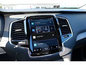 Volvo  T8 Ultimate Bright Recharge Plug-In Hybrid AWD