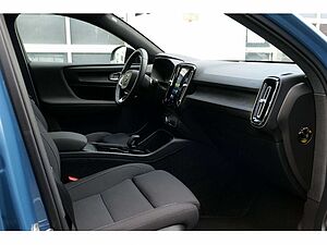 Volvo  Twin Motor Core Pure Electric AWD, AHK