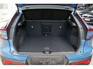 Volvo  Twin Motor Core Pure Electric AWD, AHK