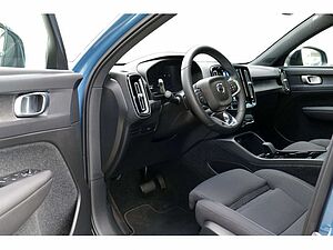 Volvo  Twin Motor Core Pure Electric AWD, AHK