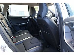 Volvo  D4 AWD Momentum