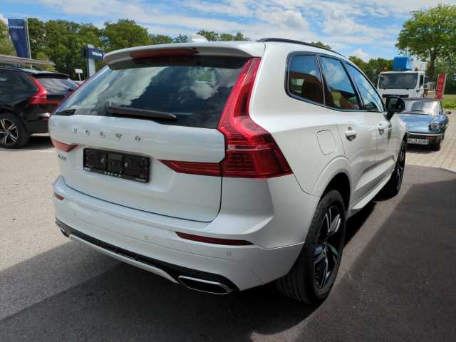 Volvo  XC60 Recharge R-Design, T8 AWD Plug-in Hybrid