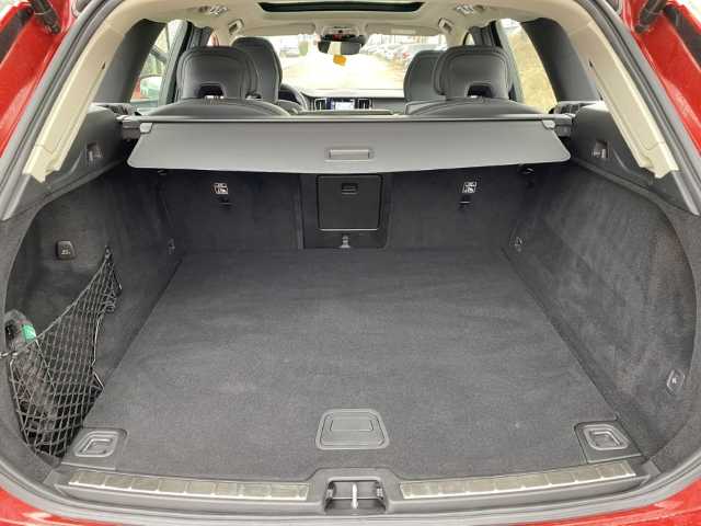 Volvo  XC60 Inscription, B5 Mild-Hybrid Diesel AWD