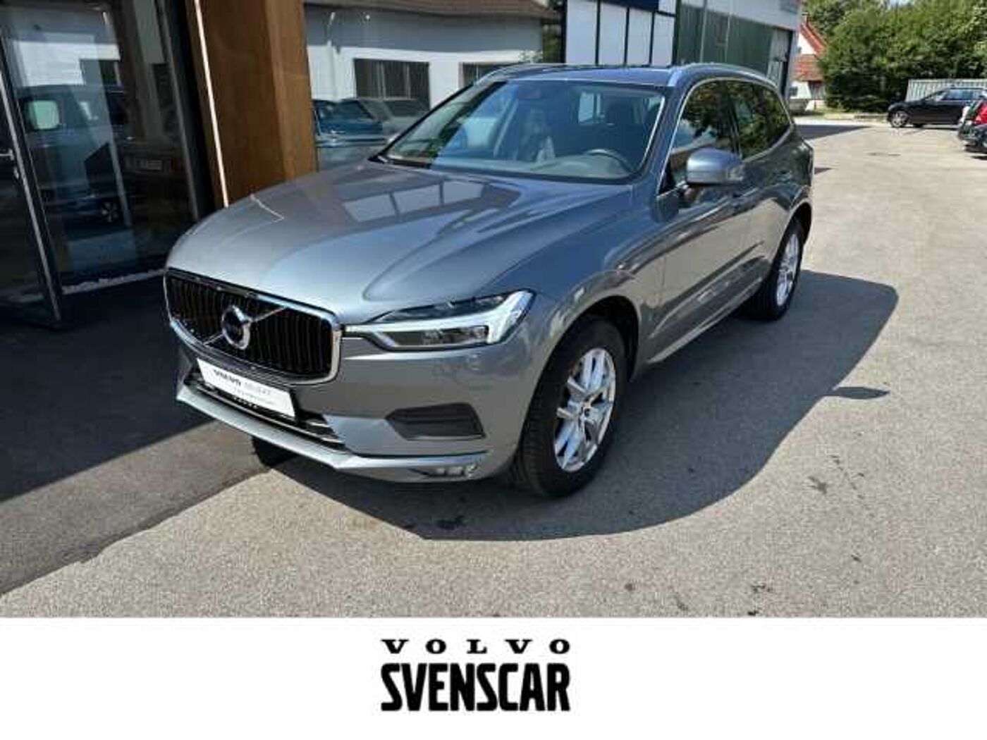 Volvo  XC60 Momentum Pro, B5 Mild-Hybrid Diesel AWD