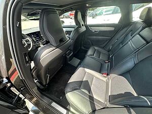 Volvo  V90 T8 TWIN ENGINE AWD Automatikgetriebe (223+65kW/303+87PS) Inscription