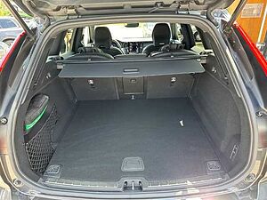 Volvo  XC60 Ultimate, B4 Mild-Hybrid, Diesel, Dark