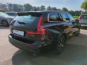 Volvo  V60 T6 TWIN ENGINE AWD Automatikgetriebe (186+65kW/253+87PS) Momentum Pro