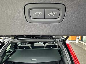 Volvo  XC90 Recharge Ultimate, T8 AWD Plug-in Hybrid, Elektrisch/Benzin, Dark, 7 Sitze