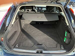 Volvo  V90 Plus, B4 Mild-Hybrid, Diesel, Bright