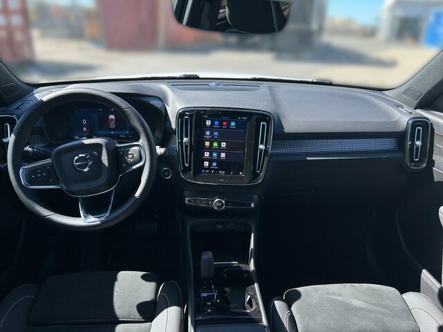 Volvo  B4 Benzin Ultra Dark