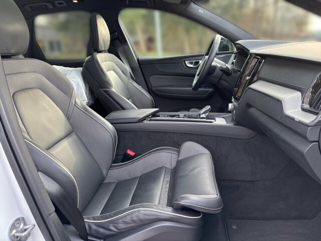 Volvo  XC60