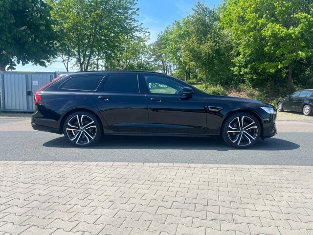 Volvo  V90
