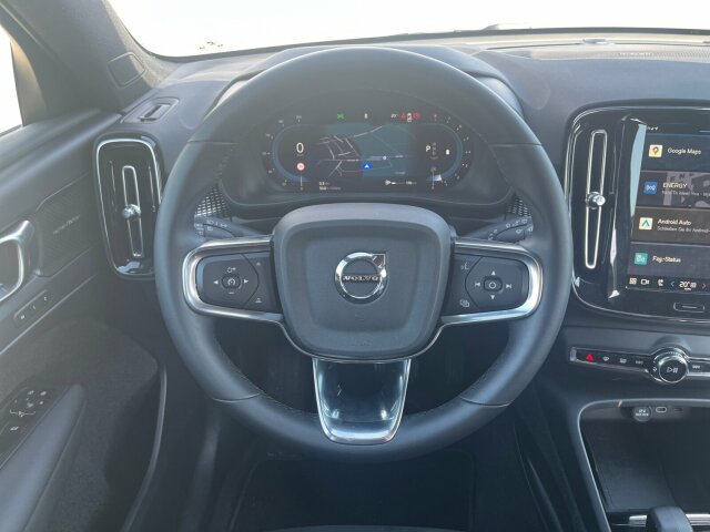 Volvo  XC40
