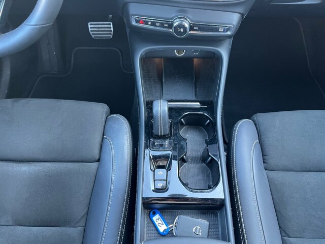 Volvo  XC40