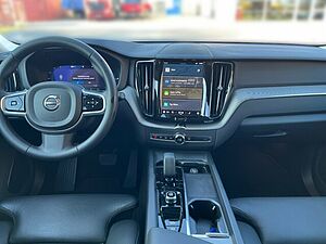 Volvo  T6 Hybrid AWD Plus Dark