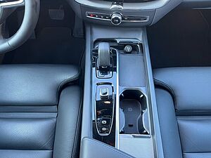 Volvo  T6 Hybrid AWD Plus Dark